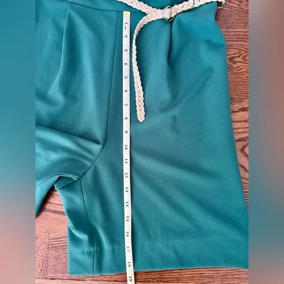 Calvin Klein Sleeveless V-neck Meadow Green Stretch Romper Shorts - Picture 6 of 11